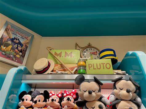 Photos Full Tour Of Engineear Souvenirs Now Open In Mickeys Toontown