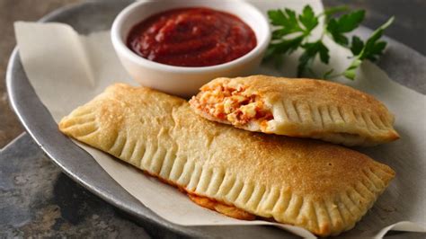 Recipe For Calzone Using Pillsbury Pizza Dough | Deporecipe.co