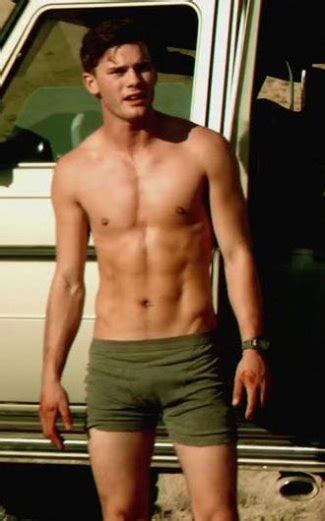 Jeremy Irvine Shirtless Underwear Gay Or Girlfriend