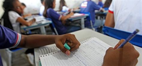 Estudantes da rede estadual de ensino devem se matricular até dia 24 de