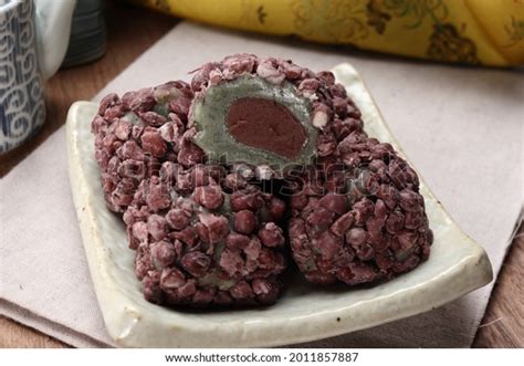 Omegi Rice Cake Photos Images And Pictures Shutterstock