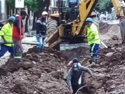 Avanza La Segunda Etapa De Recambio De Redes De Agua Y Conexiones