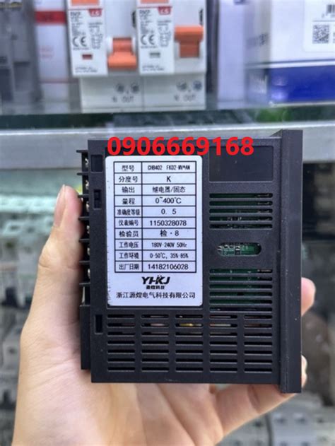 Đồng Hồ Nhiệt Độ REX-C100FK02 Hiệu BERM C100 – Nhà phân phối Thiết Bị ...