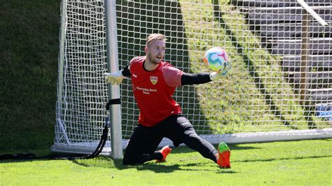 Florian M Ller Beim Vfb Stuttgart Etabliert Sich Als Nachfolger Von