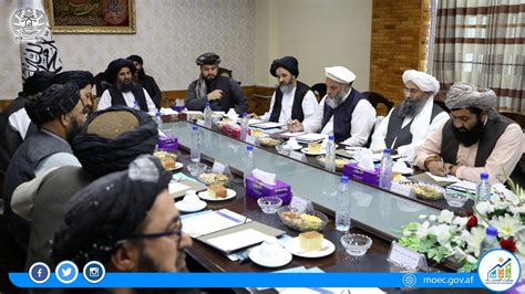 Tamim Asey تمیم عاصی on Twitter The Taliban Emir sitting in