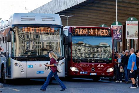 Sciopero dei trasporti lunedì 28 ottobre 2024 a rischio metro bus e