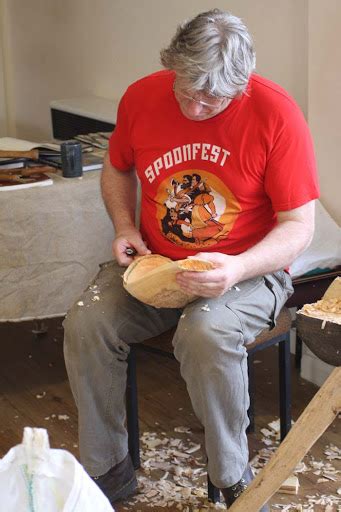 carving wooden bowls - Robin Wood