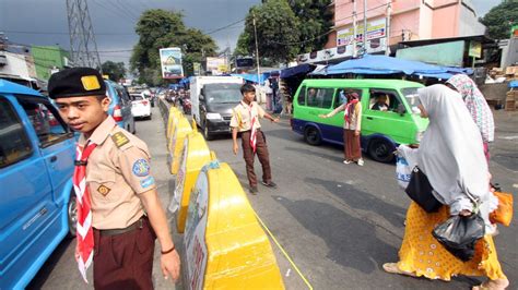 Bunyi Dwi Darma Pramuka Isi Dwi Satya And Contoh Pengamalannya