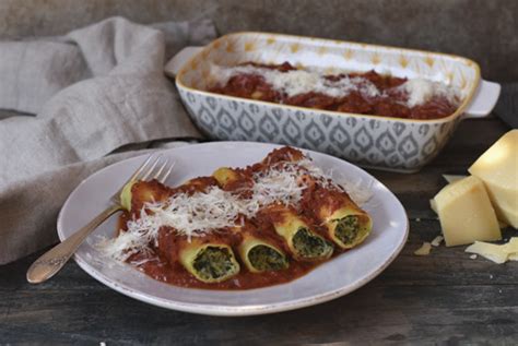 Receta Canelones Rellenos De Ricota Y Espinaca Gourmet