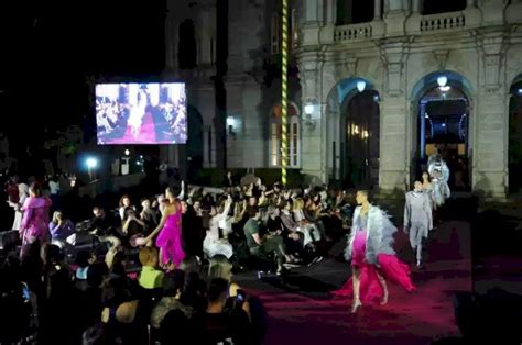 Desfile Passarela Da Liberdade Abre O Minas Trend Observo