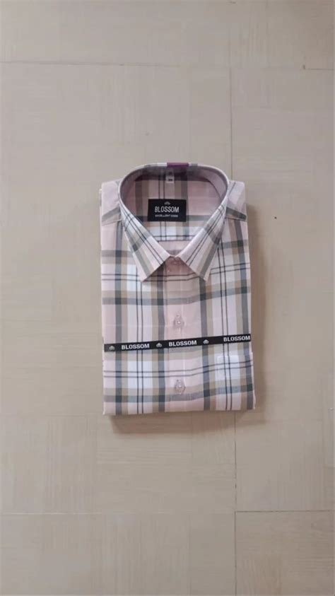 Cotton Medium Checks Peach Men Checked Casual Shirt Full Sleeves At Rs