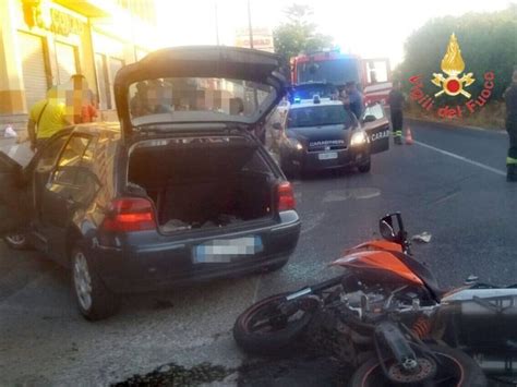 Scontro Tra Auto E Moto Sulla Statale A Badolato Un Ferito