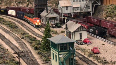 Ho Scale Bnsf Local Youtube