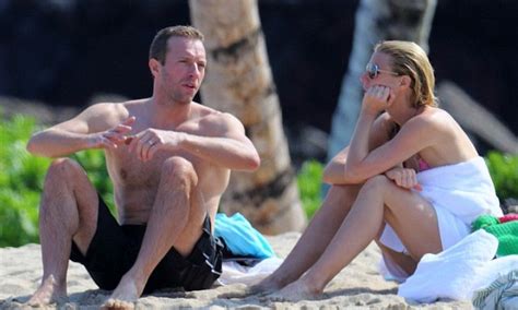 Chris Martin And Gwyneth Paltrow Pictured Together On Hawaii Holiday