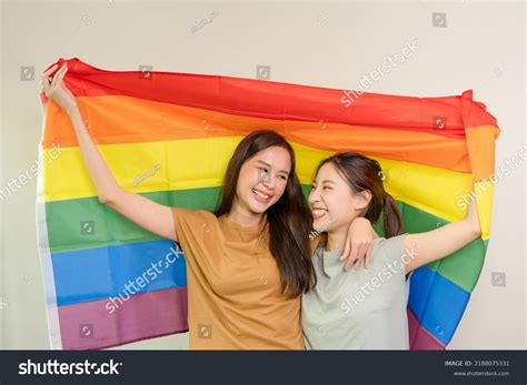 Lgbt Group Good Looking Lesbian Couples库存照片2188075331 Shutterstock