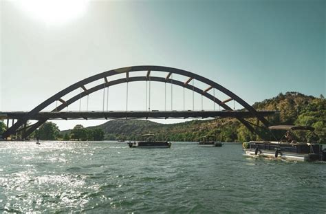 Lake Austin Experience - Float On Boat Rentals