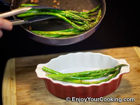 Asparagus Fried with Butter and Garlic | Recipe | My Homemade Food Recipes & Tips @EnjoyYourCooking