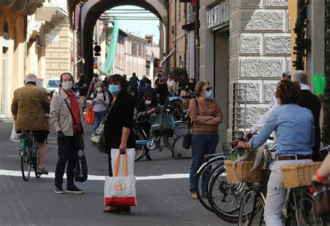 Fase Coronavirus Imola Voglia Di Fare Due Passi Il Centro Storico