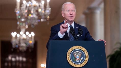 Ee Uu Biden Perdonar Parte De La Deuda Estudiantil