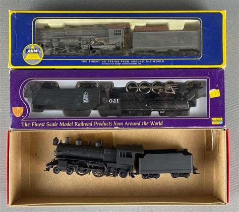 Group of 3 Assorted HO Scale Steam Locomotives with Tenders - Matthew ...