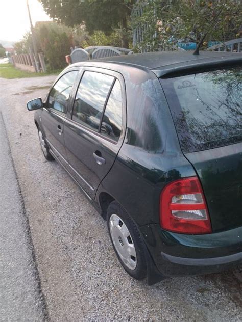 Škoda Fabia 1 4 16V 2004 god