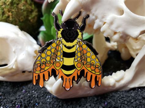 Bee Enamel Pin Yellow Disappear Pink Bee Gold Bee Black - Etsy