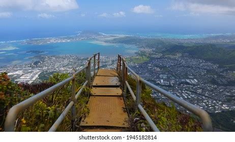 412 Stairway Heaven Hawaii Images, Stock Photos & Vectors | Shutterstock