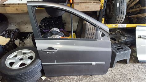 Renault Clio MK3 20052012 Drivers OSF Front Door Grey Tekng 5door