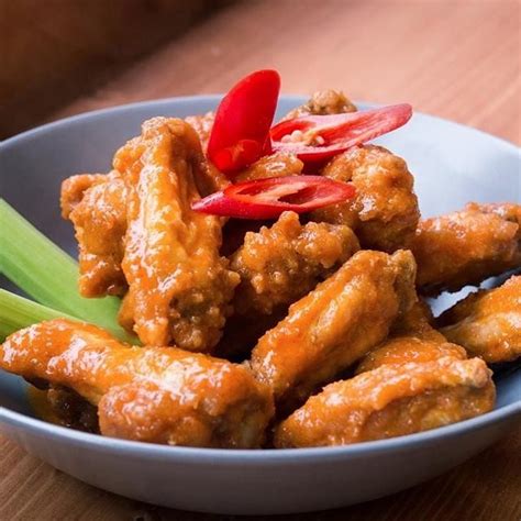 One Of Dublin's Top Spots For Chicken Wings Has A New Location In Malahide