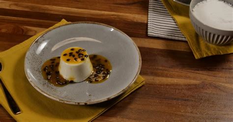 Receita de Panna Cotta de maracujá enviada por tudogostoso TudoGostoso