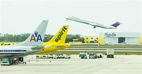 Fort Myers-Miami nonstops resuming at Southwest Florida International