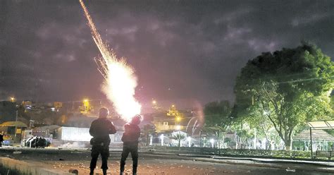 Protestas En Arequipa Ya Me Est N Echando Gasolina Dijo Entre