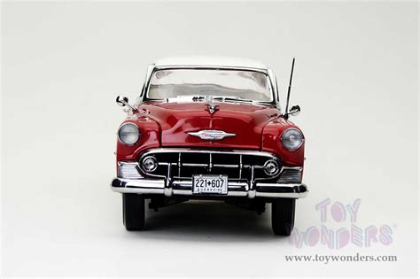 1953 Chevrolet® Bel Air® Coupe Hardtop By Sun Star 118 Scale Diecast Model Car Wholesale 1607