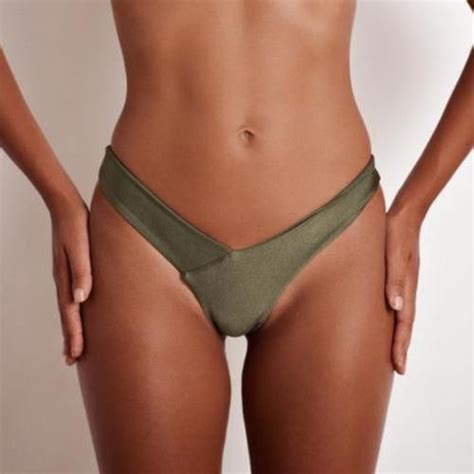 V Shape Brazilian Bikini Bottom Fray Brasilianischer Bikini Bikini