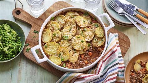 Microwave beef mince and lentil hotpot recipe - BBC Food