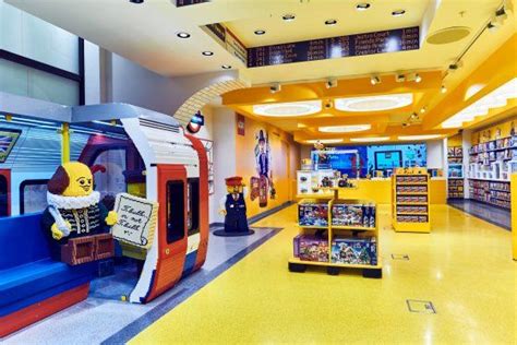 Take a Look Inside the World's Biggest Lego Store | Lego store, Big lego, Legos