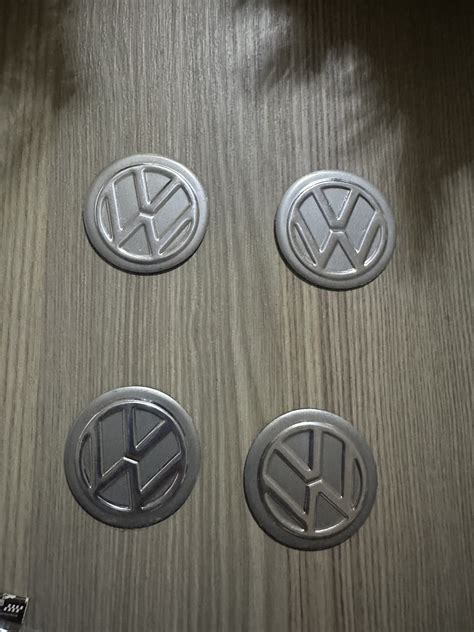 AUTOCOLANT 4 Logo Volkswagen Jante Volant 3 Cm Silver IFT Shop