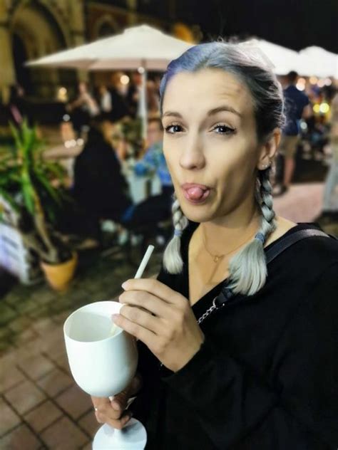 Karina Contortion Karina OnlyFans Nude And Photos