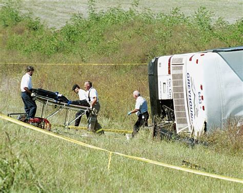 3 Dead 14 Seriously Injured After Greyhound Bus Crash In Illinois