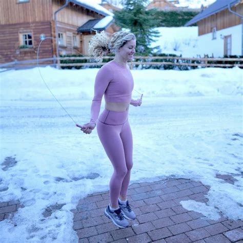 Lindsey Jacobellis Nude Snowboarder From Roxbury Photos The