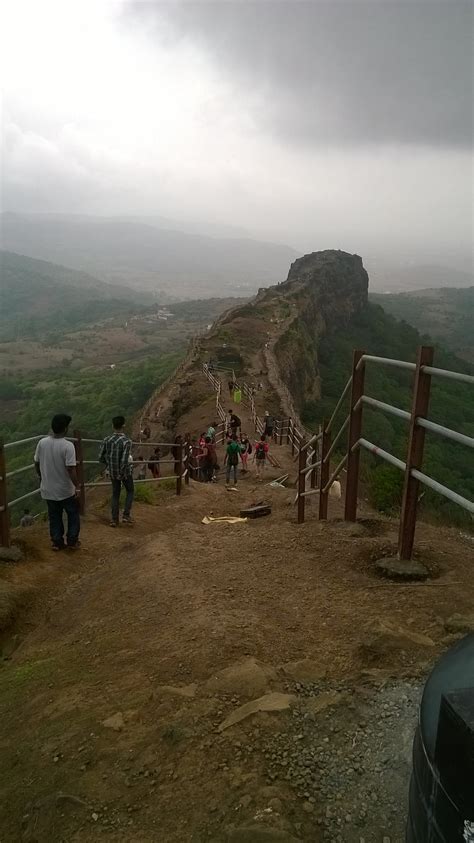 Lohagad - Best Family Trekking Spot - Splendid Traveler