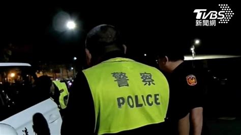 高雄長髮妹和男友吵架街頭狂哭 警上前安慰意外抓到通緝犯 鏡週刊 Mirror Media