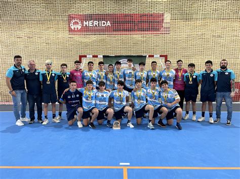 El CD Josefinas Mérida reina en Extremadura con puño de hierro