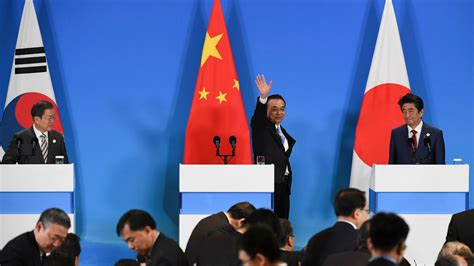 Corea Del Sur Japón Y China Unen Sus Fuerzas Para Promover El Diálogo