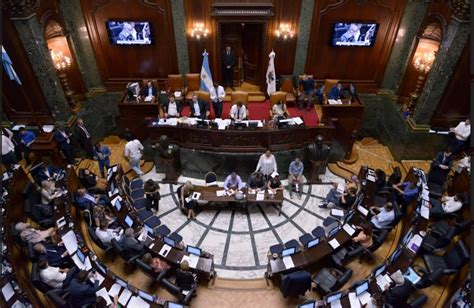 Los 30 nuevos legisladores porteños jurarán en la Legislatura de la