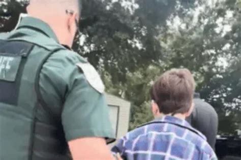 Arrestan a estudiante en Florida que amenazó con cometer tiroteo