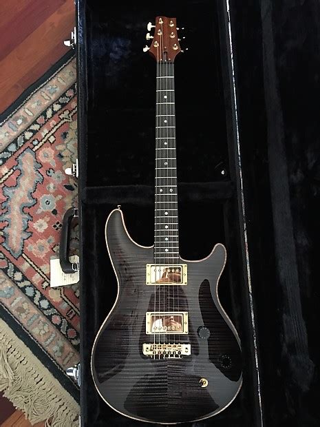 Warmoth Vip Black Reverb