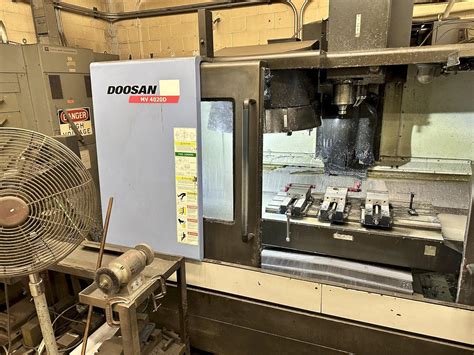 DOOSAN MV 4020D Machining Centers Vertical Machine Hub