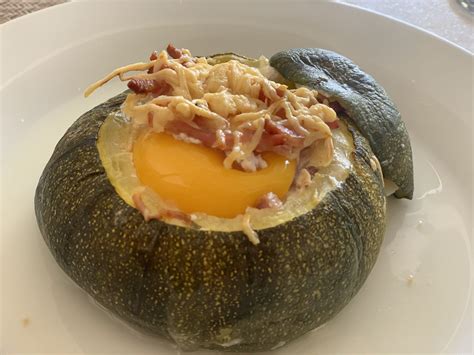 Recette Courgettes boules farcies façon œu f cocotte sur Tous à