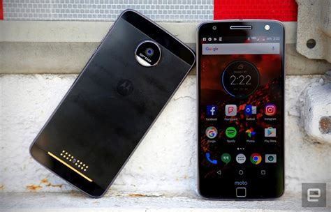 Moto Z And Z Force Droid Review The Risks Are Mostly Worth It